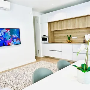 Loft Near Real Stadium Apartamento