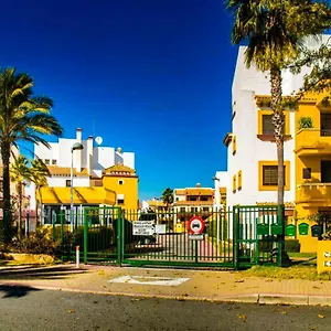 https://marina-golf-resort-y-playa.es-andalucia.com